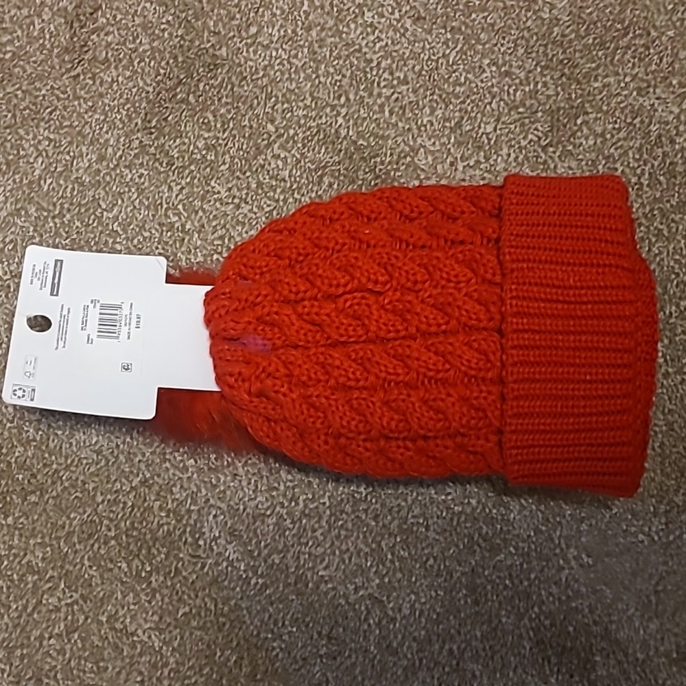 NWT You-Pick Beanie with Pom Poms - Picture 4 of 5